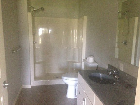 5th image of 1416 Lancaster Dr