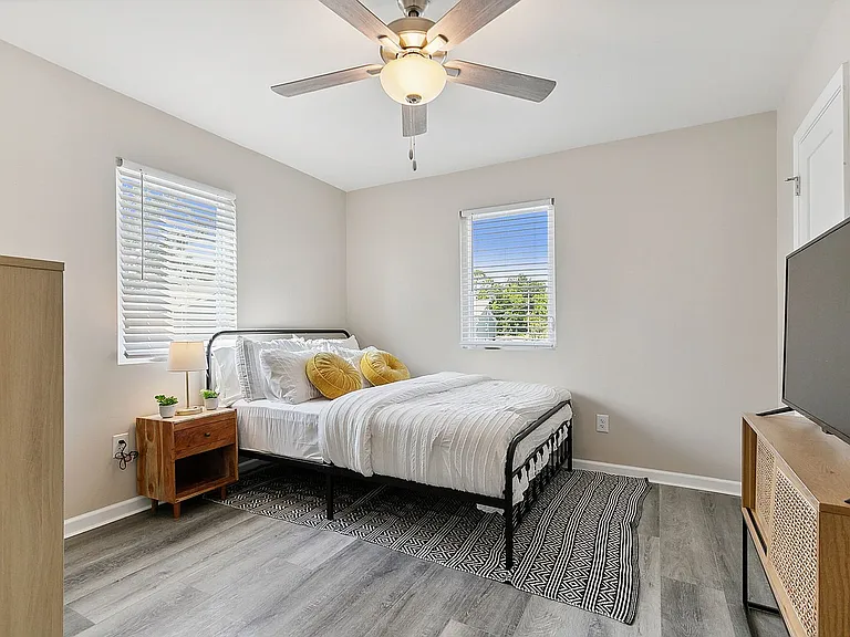 417D Sugar Pine St — Photo 5