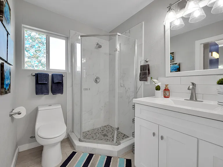 2261 Marlboro Dr — Photo 22