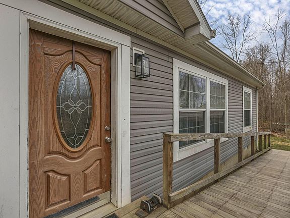5th image of 6590 Feasel Rd