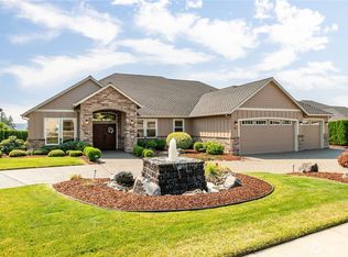 15 Gibbs Ln, Longview, WA 98632