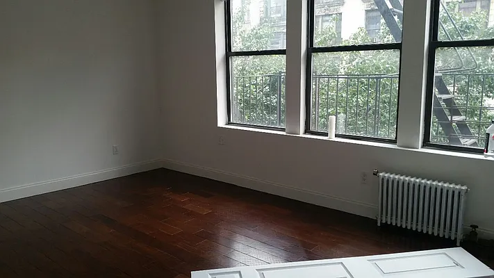 Rented by Cohen Smith Chang LLC | media 10