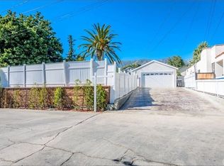 287 W Poppyfields Dr, Altadena, CA 91001