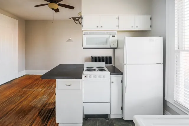 909 W Wayne St #4 — Photo 6