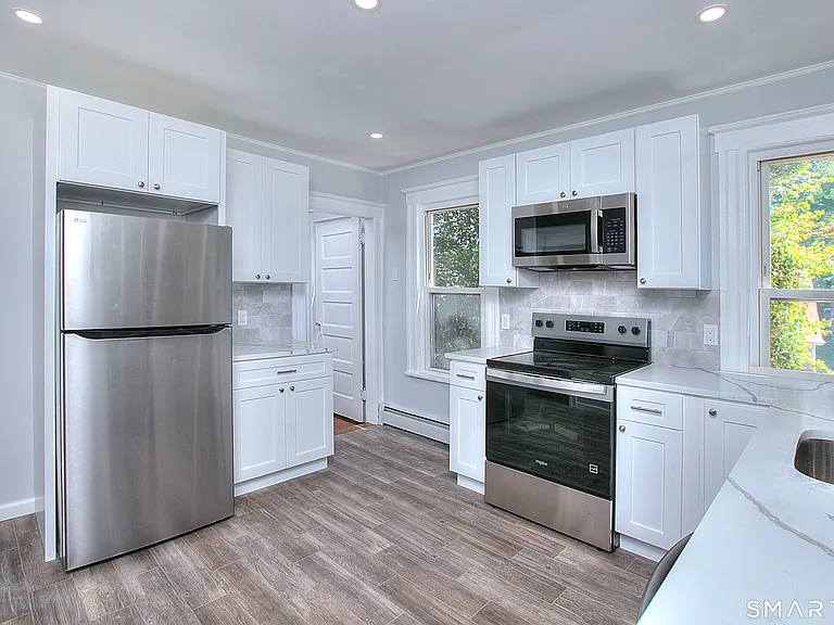 2029 Kings Hwy #2 — Photo 6