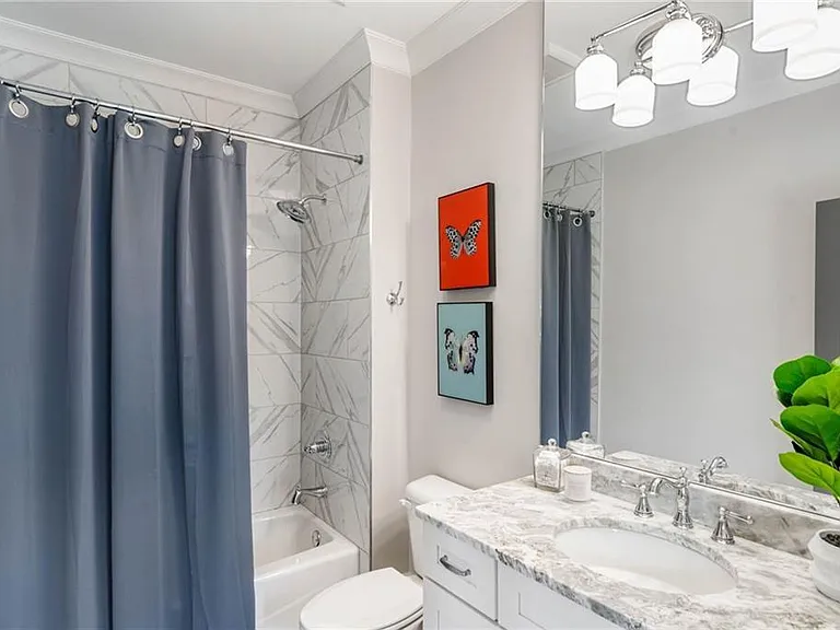 5265 Peachtree Dunwoody Rd — Photo 57