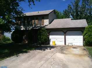 24 Covington Dr, Sicklerville, NJ 08081
