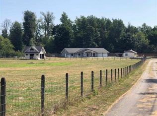 4102 Lefeuvre Rd, Abbotsford, BC V4X1N8