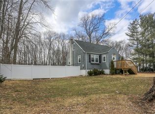 272 W Clarkstown Rd, New City, NY 10956