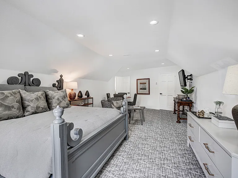 391 Lakeshore Loop — Photo 36