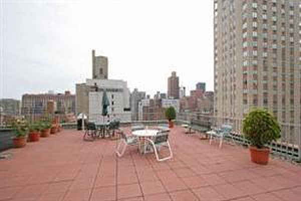 1st image of 201 E 37th St APT 4H