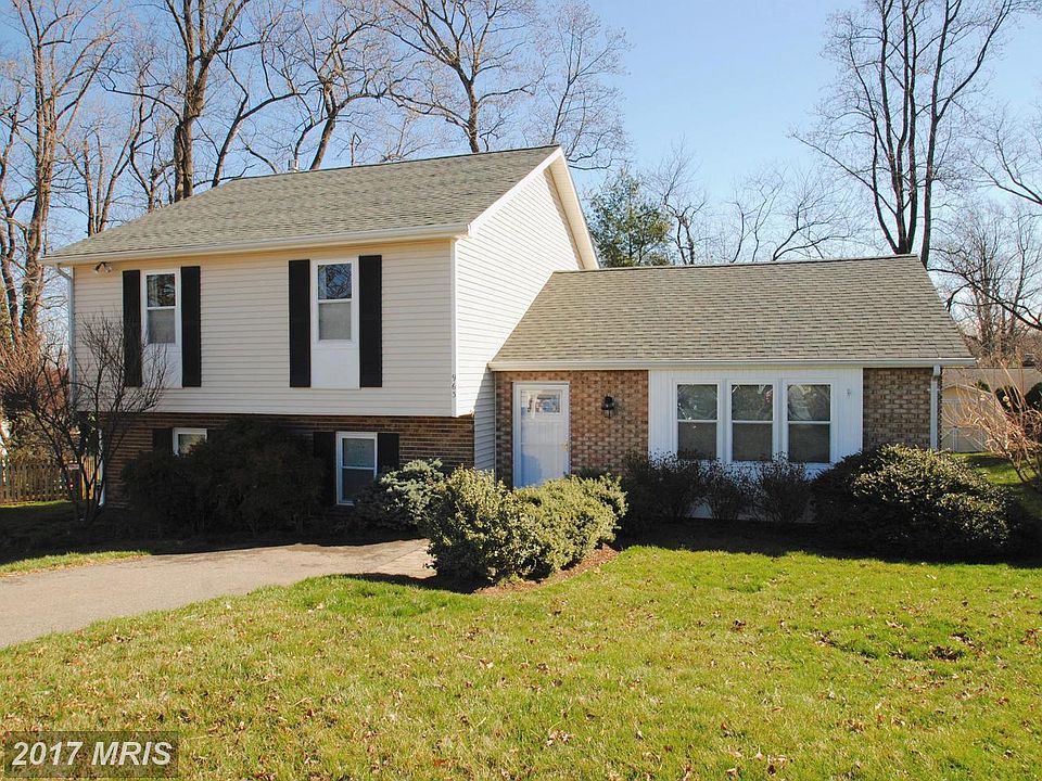 1st image of 963 Aqua Ct