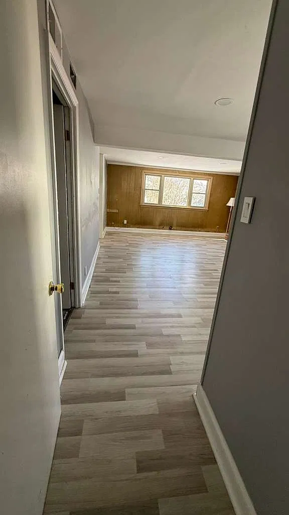 2732 Castle Dr — Photo 3