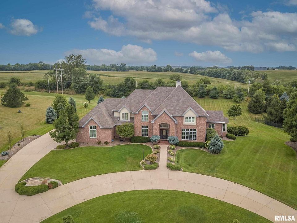 2150 Cromwell Cir, Davenport, IA 52807 Zillow