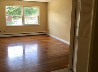 5 Kilby St APT 5, Woburn, MA 01801
