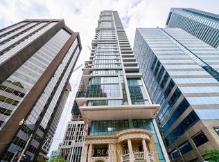 426 University Ave #2307, Toronto, ON M5G 1S9