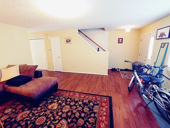 2nd image of 428 W Northlane Dr