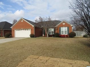 2406 Duncansby Dr SW, Decatur, AL 35603