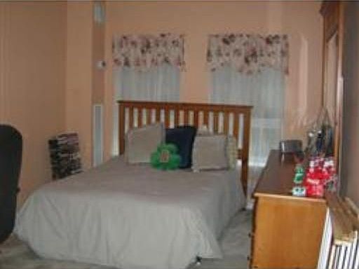 5th image of 160 Burkhall St Unit 105