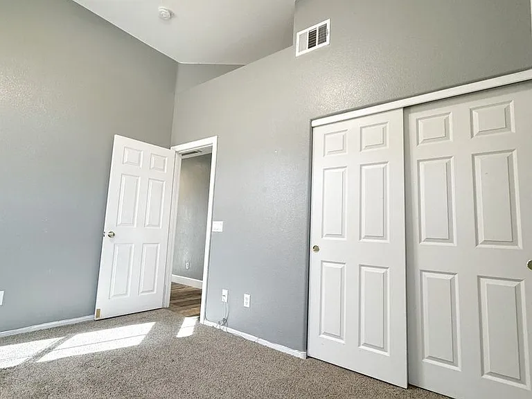 8209 Dusty Valley Ct — Photo 36