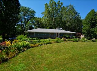 3289 E Cherry Dr, Decatur, IL 62521