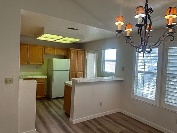 3rd image of 311 Brightstone Cir