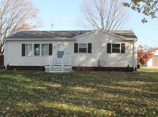 69181 Elaine Dr, Sturgis, MI 49091