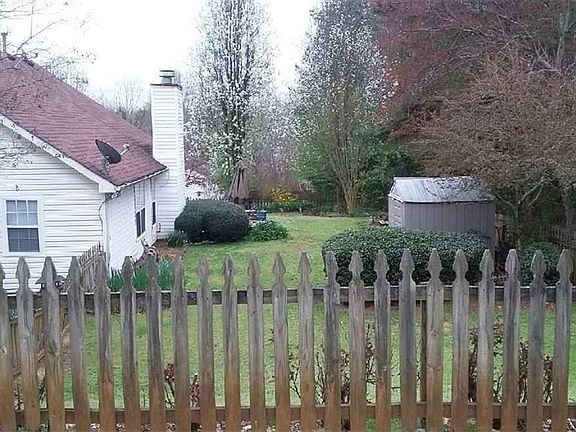 3rd image of 6202 S Port Dr