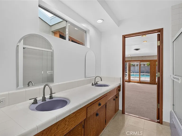 10401 Wystone Ave — Photo 41