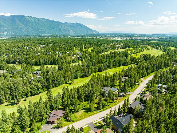 5th image of 253 Gleneagles Trl