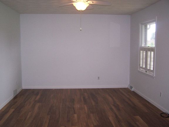 2nd image of 8636 Tennyson Ave