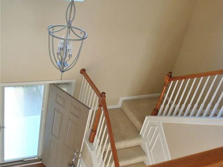 13032 Thames Dr — Photo 7