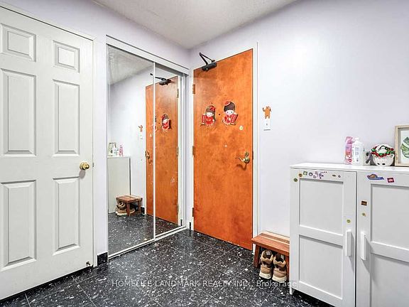 3rd image of 260 Doris Ave #302