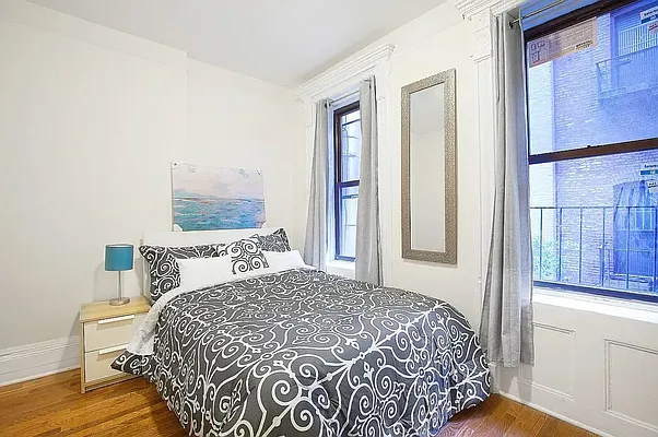 Rented by Avenues Real Estate | media 5