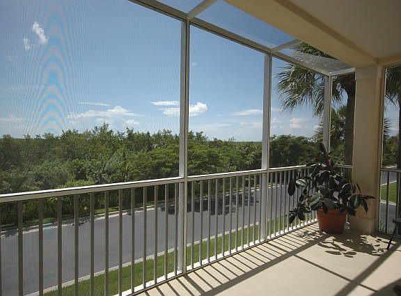 Preserve/South Views