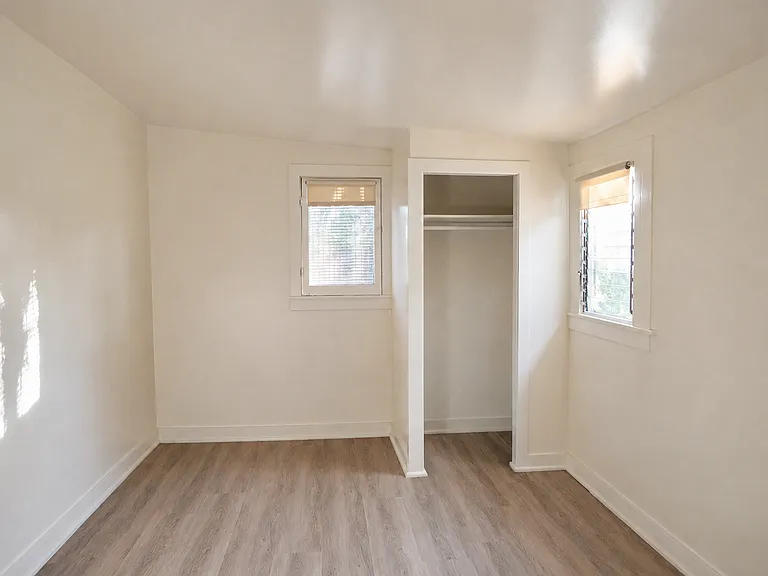 8849 Naomi Ave — Photo 10