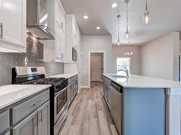5th image of 15804 Rockwell Parke Ln