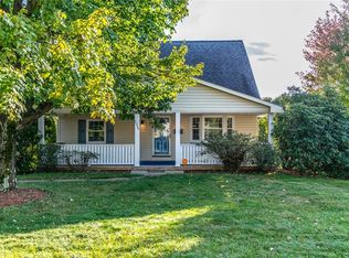 2034 Oriole Dr, Aliquippa, PA 15001