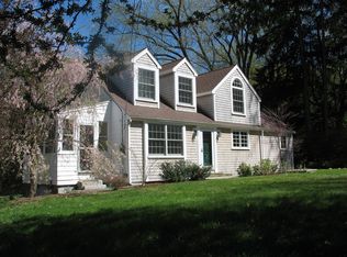 74 Arbor St, Wenham, MA 01984