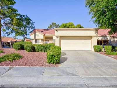 9048 Starmount Dr, Las Vegas, NV, 89134