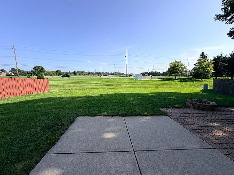 14109 Avalon East Dr — Photo 20
