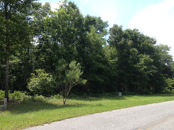 2nd image of 336 SW Woodleaf Ct