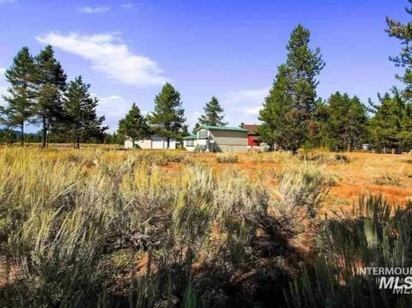 200 Wisdom Rd, McCall, ID 83638