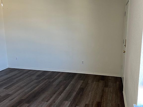 5th image of 5704 Greengate Dr APT C