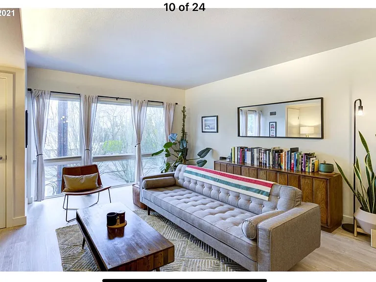 3970 N Interstate Ave — Photo 5