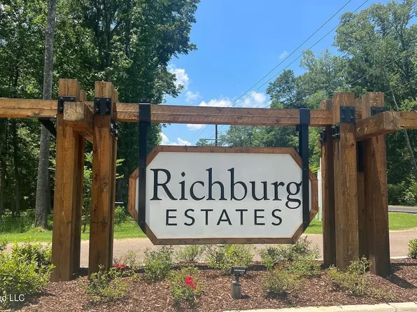 144 Richburg Ct, Pearl, MS 39208