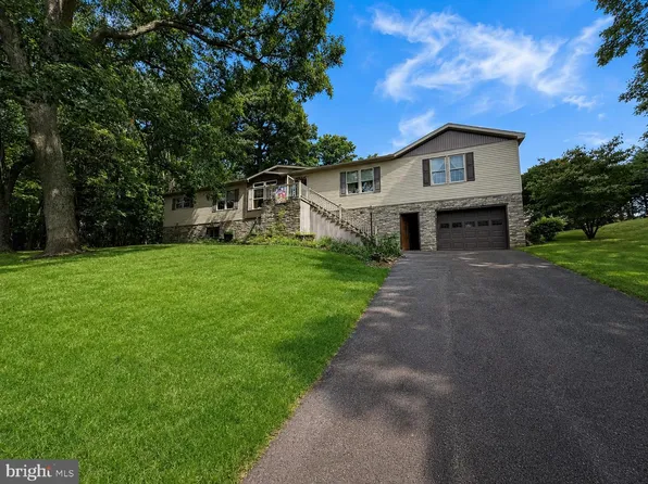 934 Avilton Lonaconing Rd, Lonaconing, MD 21539