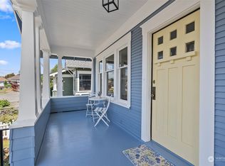 231 11th St, Raymond, WA 98577