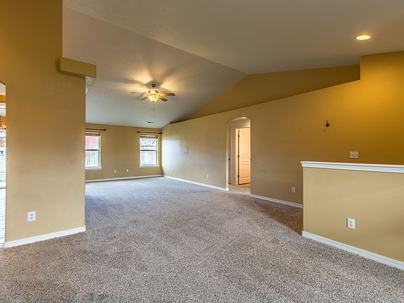4th image of 3003 Hermandt Ct