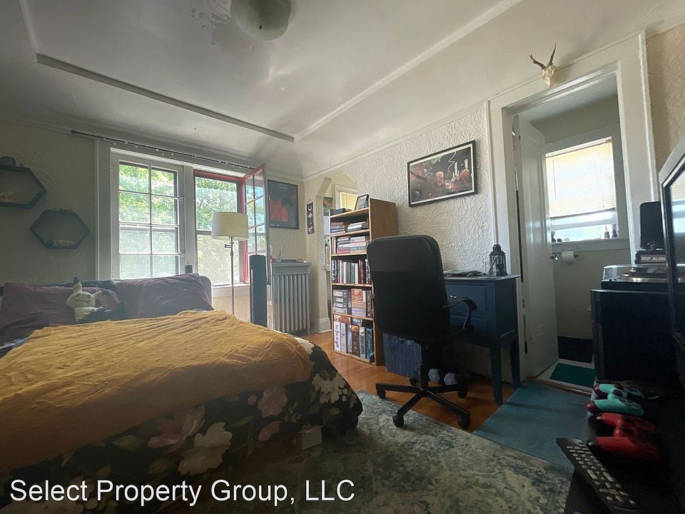 1st image of 1767 N Arlington Pl #1